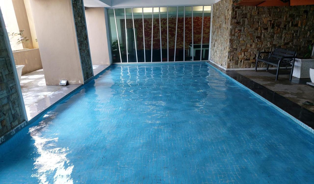 De Viana Apartment V Kota Bharu Buitenkant foto