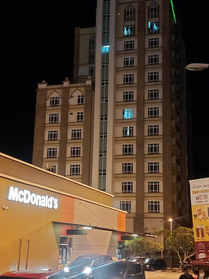 De Viana Apartment V Kota Bharu Buitenkant foto